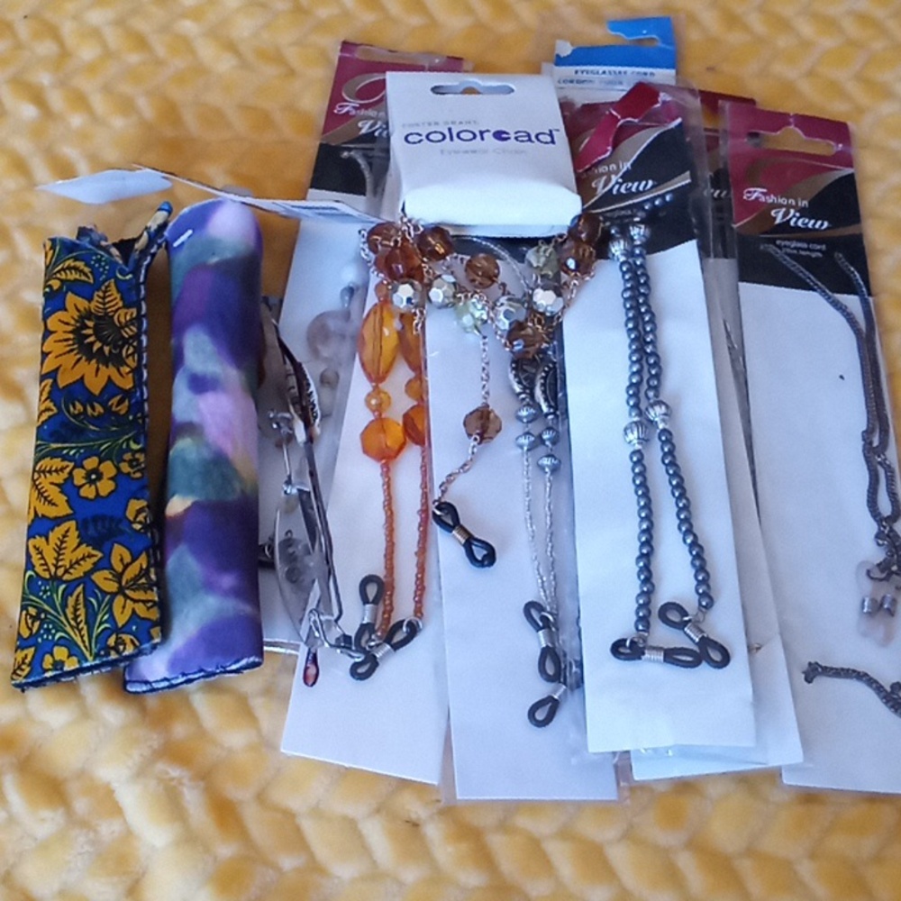 Mixed eyeglasses and eyeglasse cord (12)